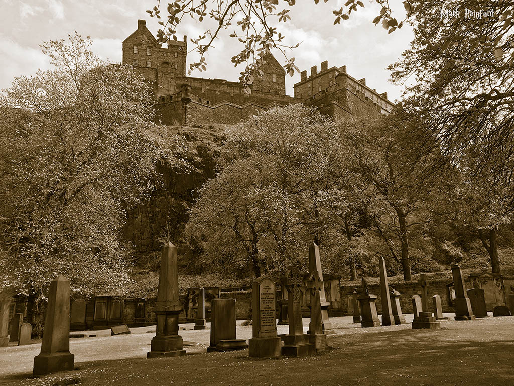 St Cuthbert's kirkyard and Edinburgh Castle
