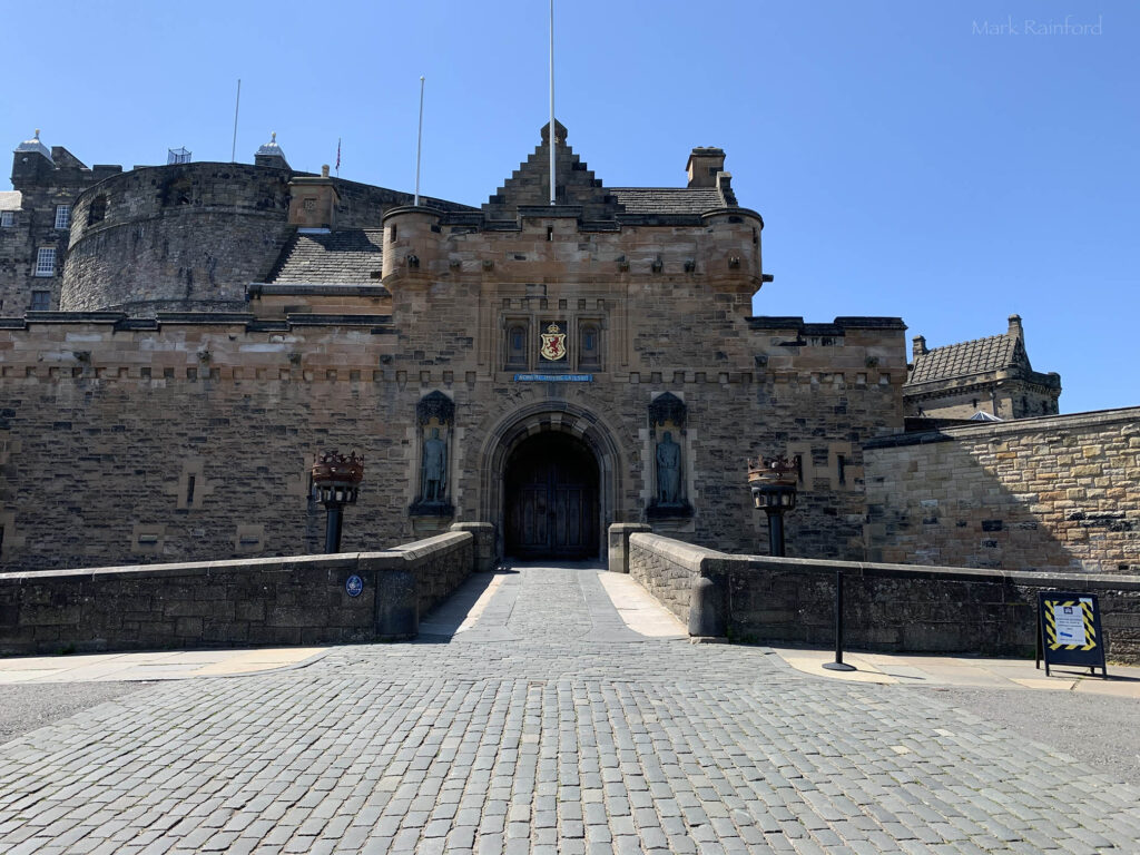 Edinburgh Covid 19 lock down The Caslte